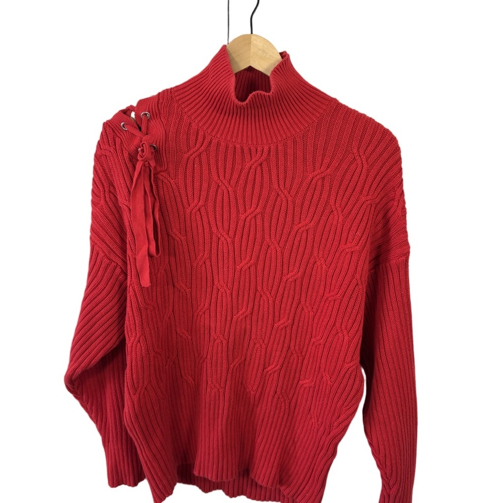 525 Red Cable Knit Lace-Up Shoulder Turtleneck Sweater Size L